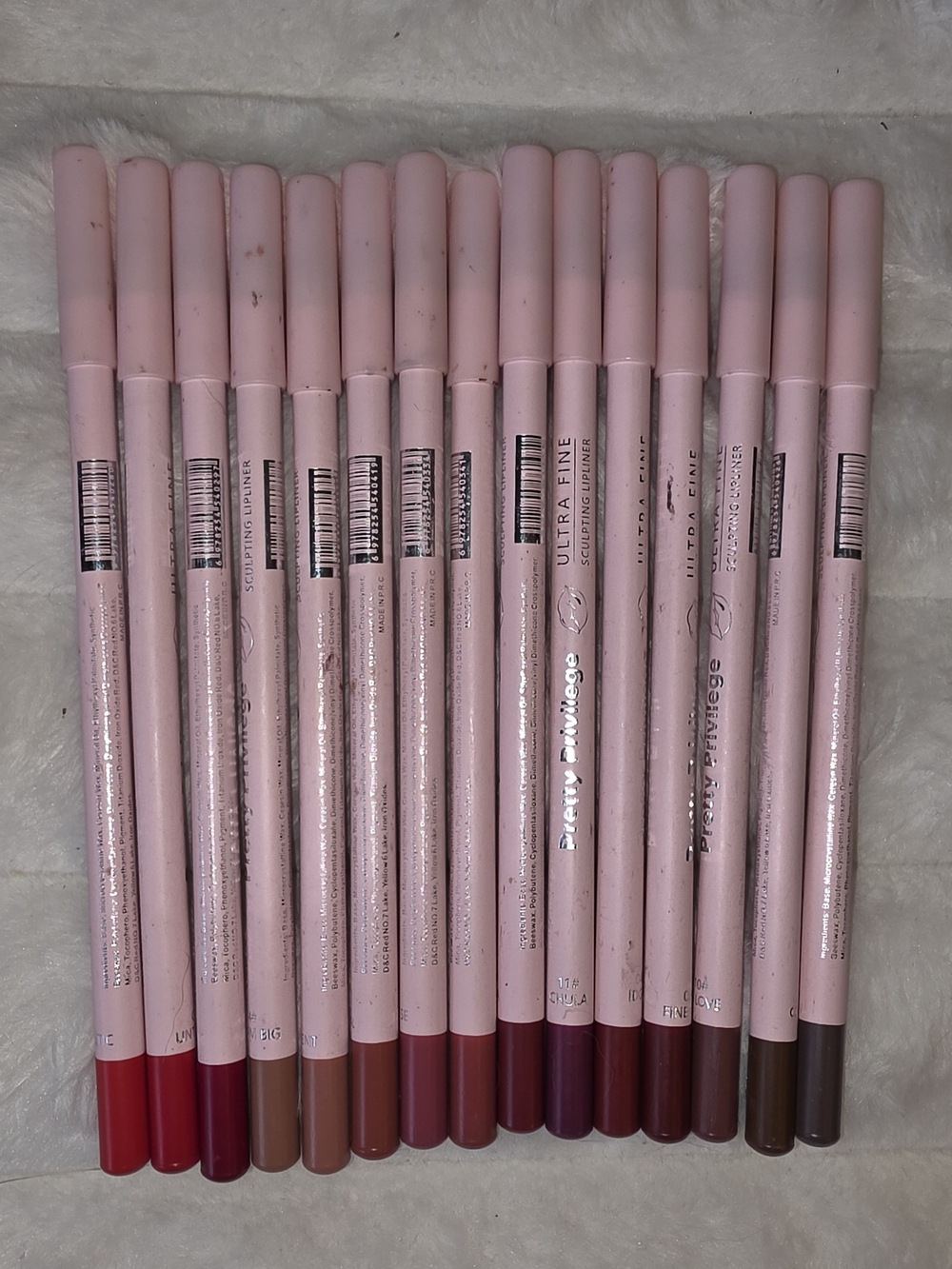 Ultra Fine Lip Liner Pencil (Assorted Shades) 15 Piece/different Colors